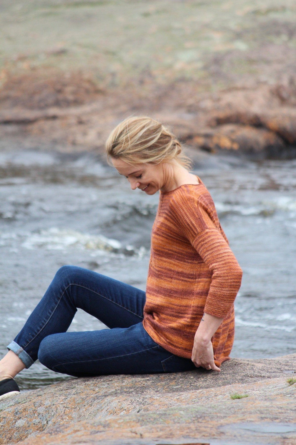 Autumn Breeze free sweater pattern - Biscotte Yarns