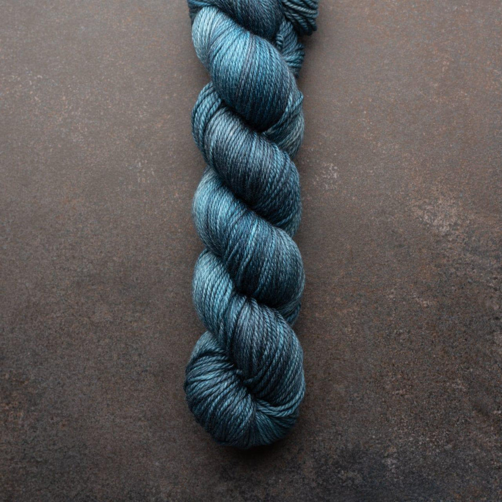 DK PURE GILLES BLUES - Biscotte Yarns