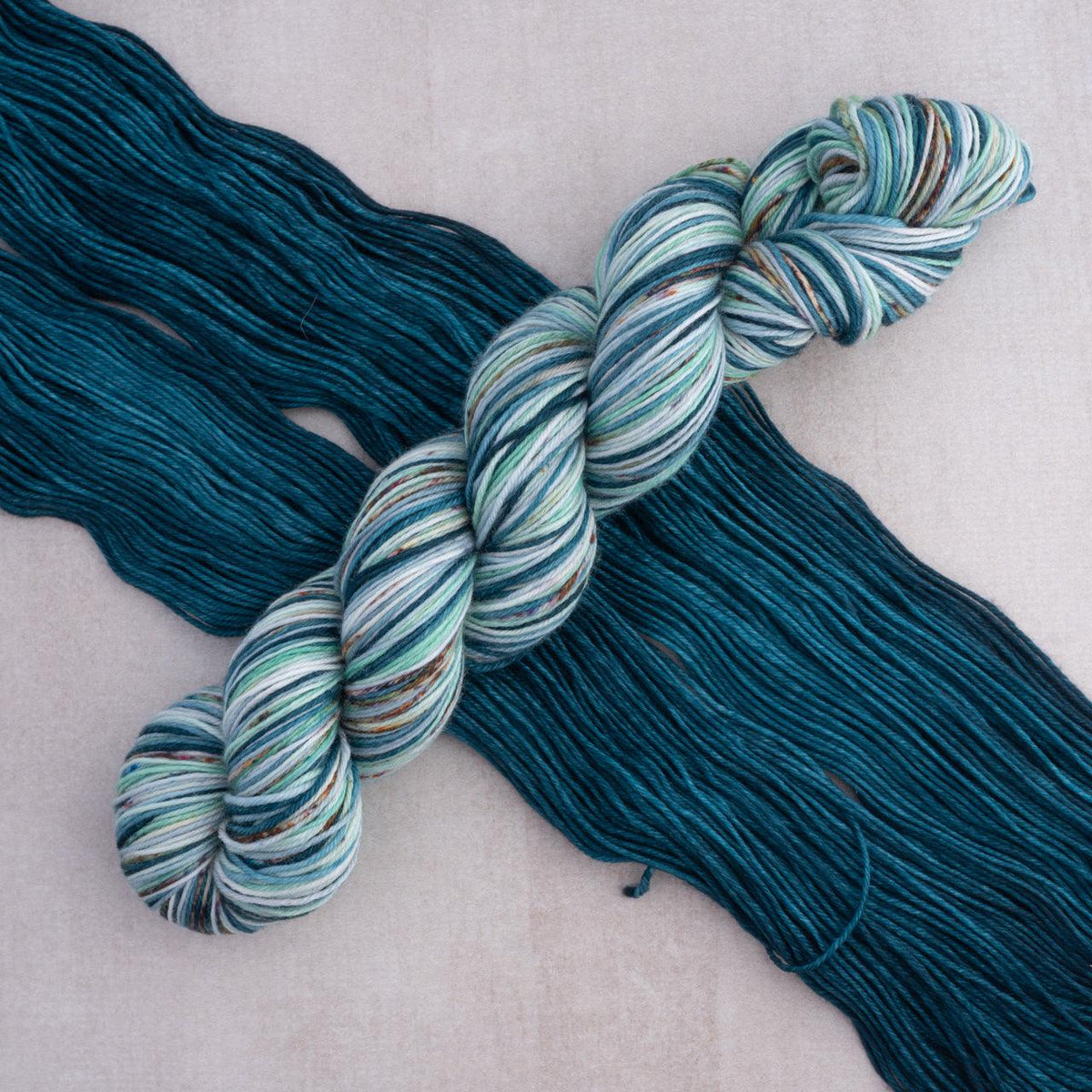 Chevron Chase | Knitting Kit - Biscotte Yarns