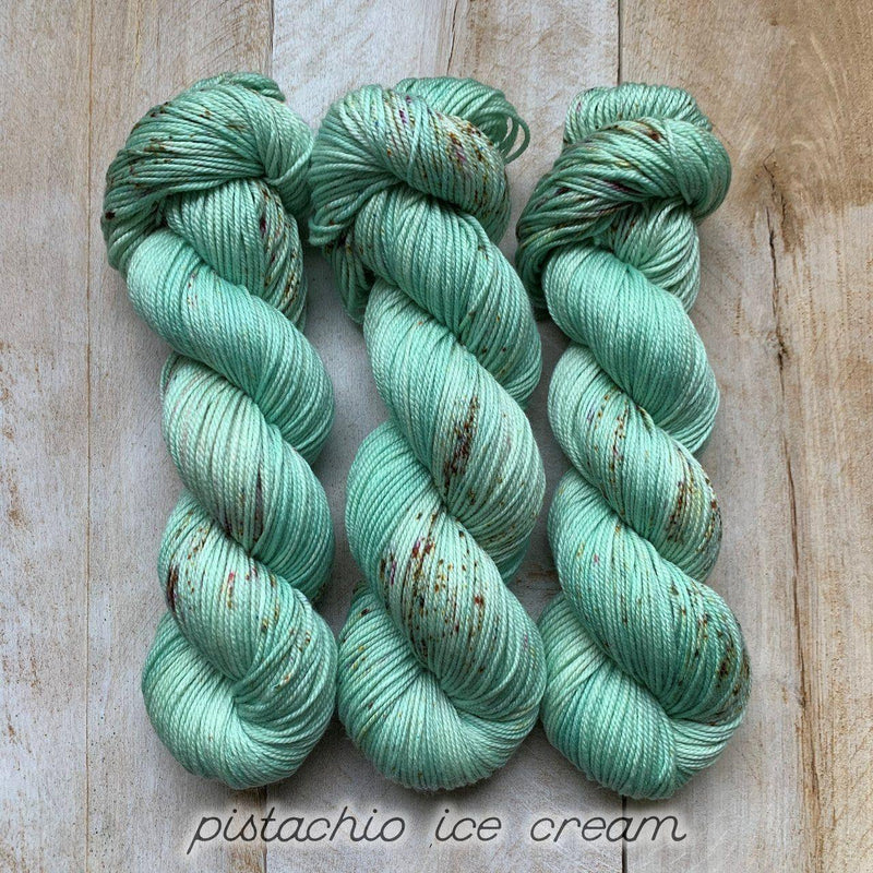 DK PURE LR PISTACHIO ICE CREAM - Biscotte Yarns