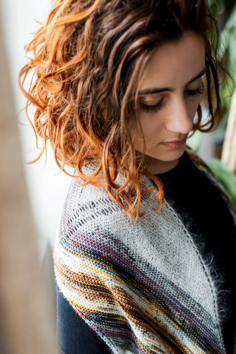 Joy To The World | Shawl pattern - Biscotte Yarns