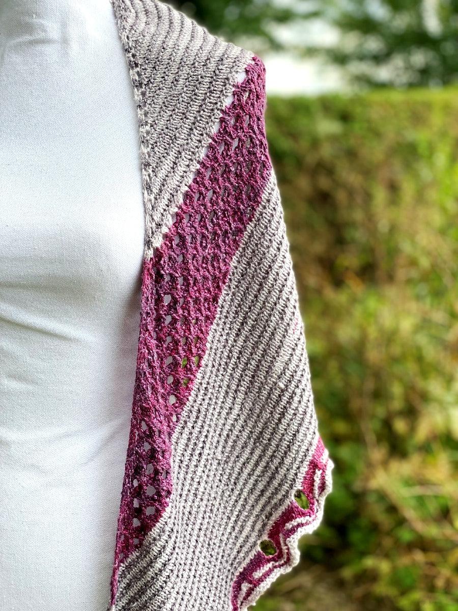 Belle de Jour | Shawl Pattern - Biscotte Yarns