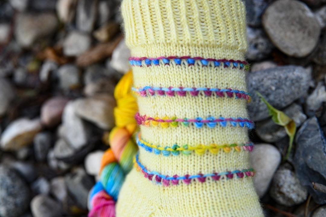 Mini Bobble Sock | Free sock pattern - Biscotte Yarns