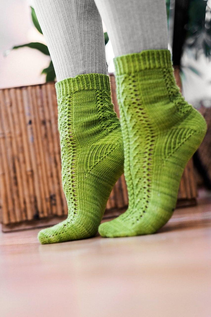Twist Spring Socks - Knitting Pattern - Biscotte Yarns