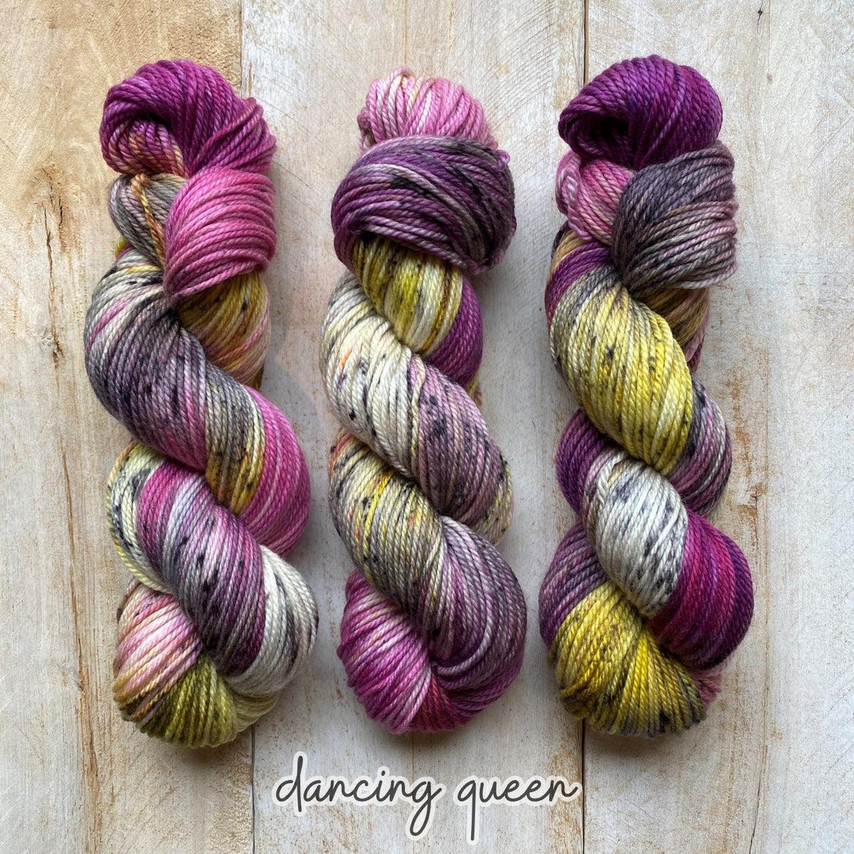 MERINO WORSTED DANCING QUEEN - Biscotte Yarns