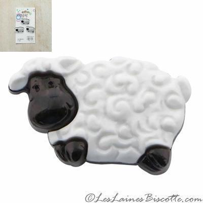 buttons fashion knitting accessories black and white sheep