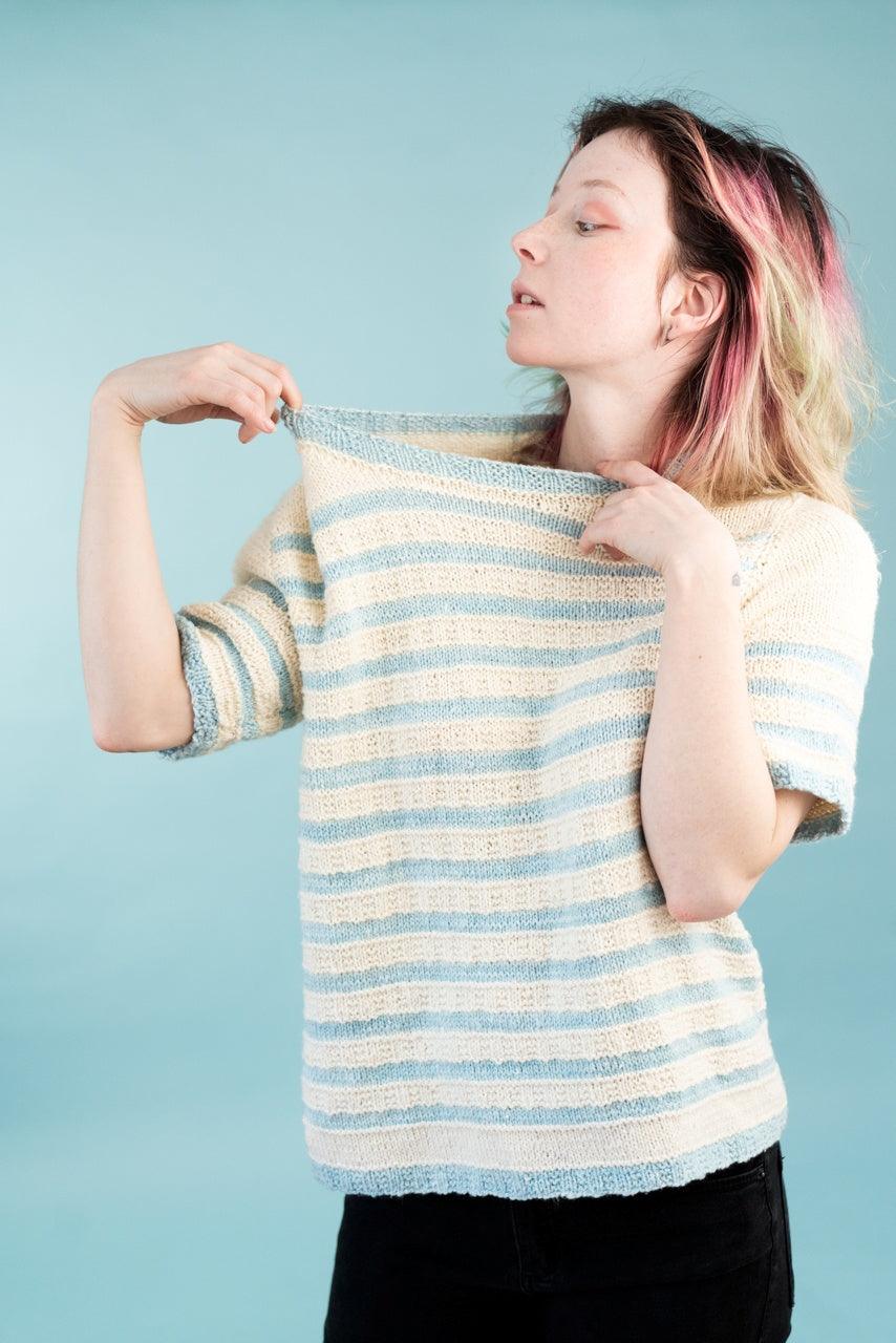 Blue Ribbon | Knitting Pattern - Biscotte Yarns