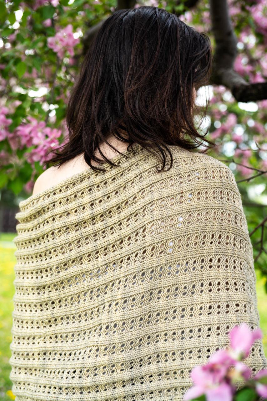 Zulia Poncho | Knitting Pattern - Biscotte Yarns