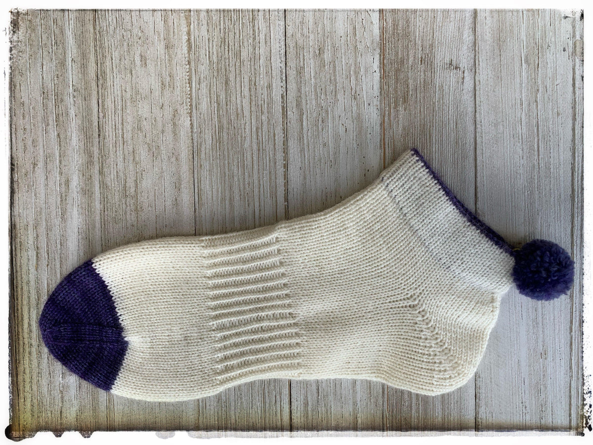 Sporty Pom Pom | Socks Pattern - Biscotte Yarns