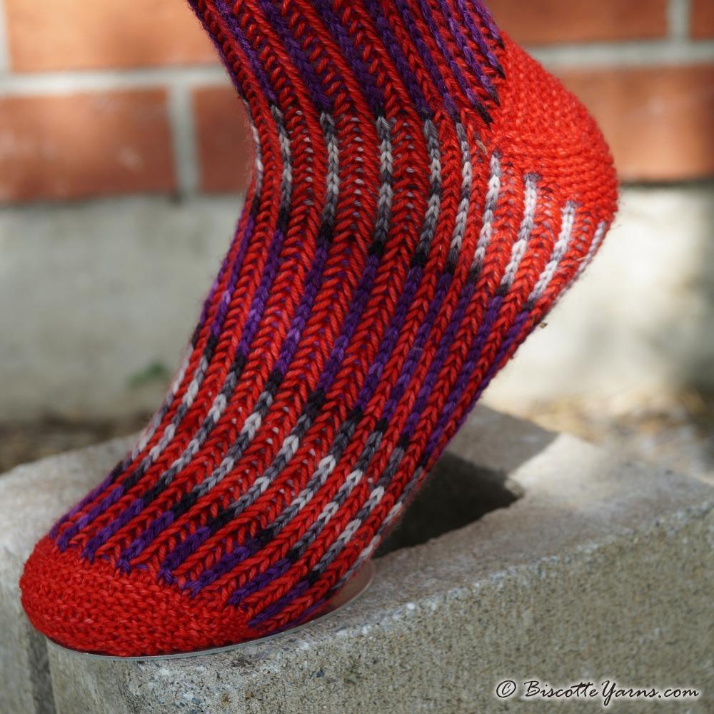 Free Brioche Socks Pattern - Biscotte Yarns