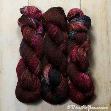 DK PURE PLUM POUDING - Biscotte Yarns