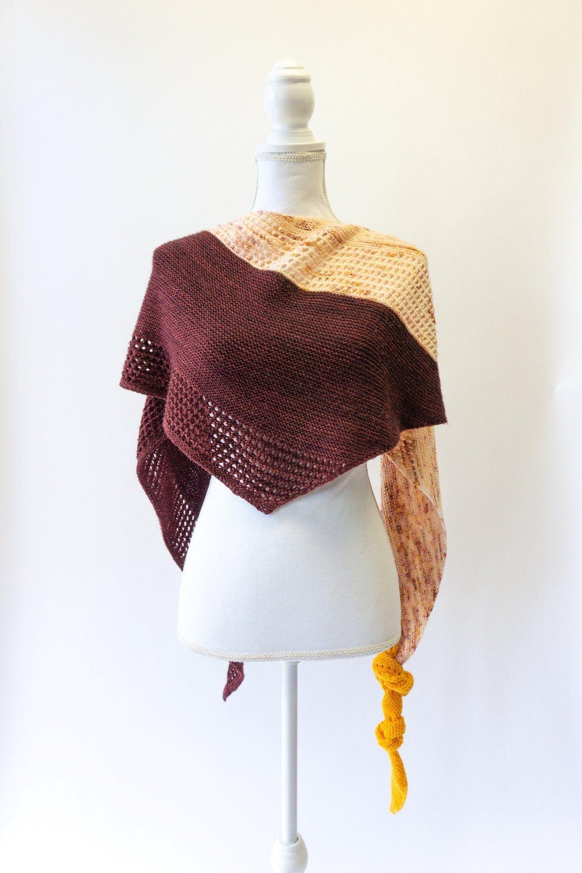 MAGIC SPRING SHAWL knitting kit by Katerina Bobkova - Biscotte Yarns