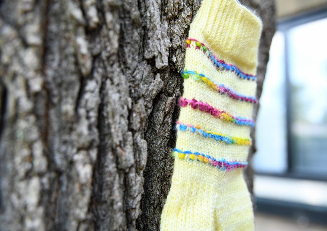 Mini Bobble Sock | Free sock pattern - Biscotte Yarns