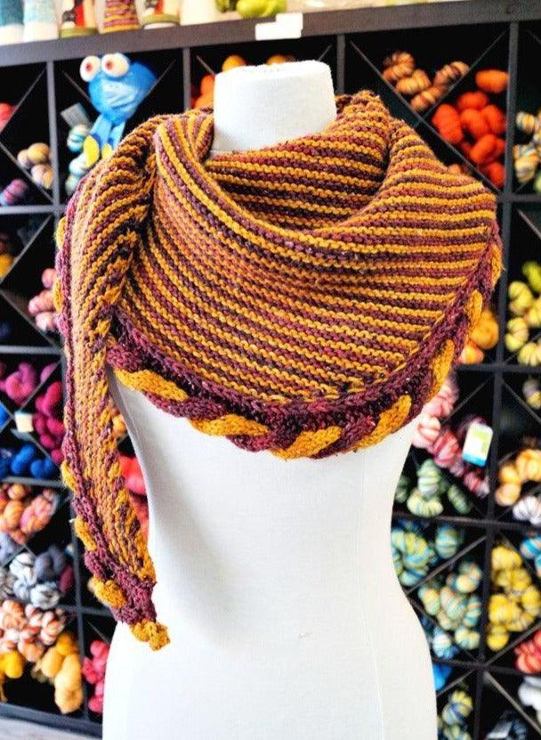 Golden Snitch Shawl knitting pattern - Biscotte yarns