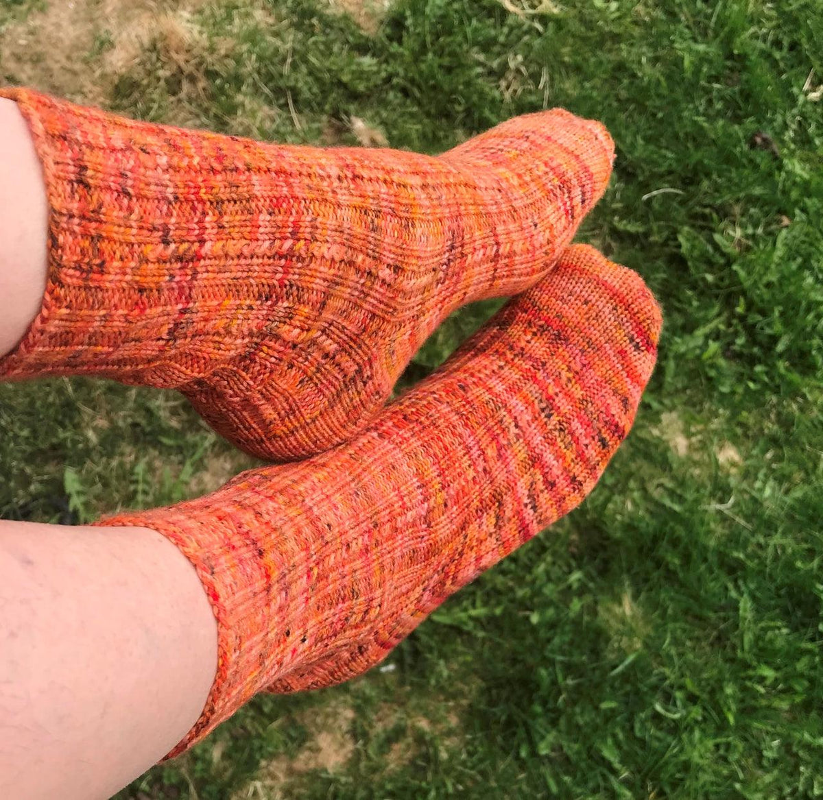 Little Vines Socks | Free Knitting Pattern - Biscotte Yarns