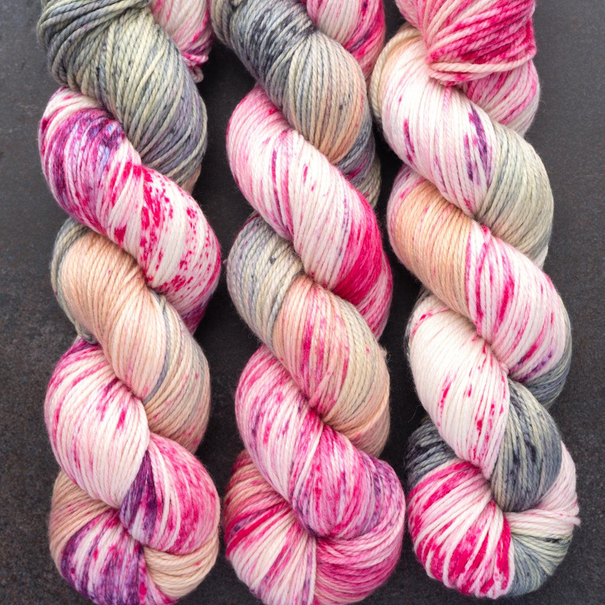 DK PURE TSILANDSIA FLEURI - Biscotte Yarns