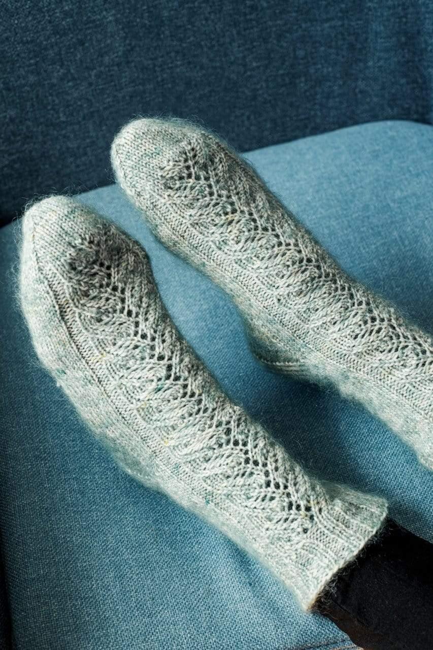 CLOUD 9 | Free Knitting Socks Pattern - Biscotte Yarns