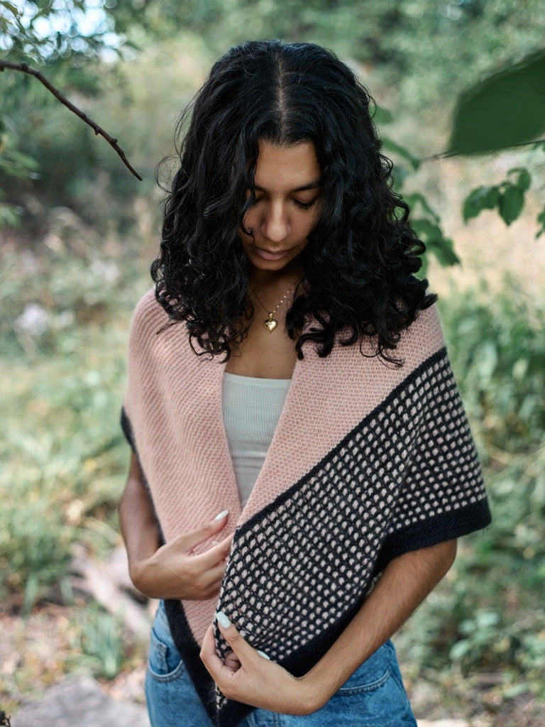 Knitting kit - PINK GRAPHITE shawl by Melanie Rice - Biscotte Yarns