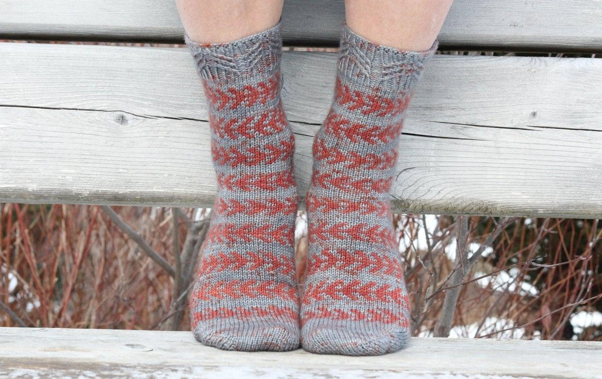 SEASCAPE | Free Socks Pattern - Biscotte Yarns