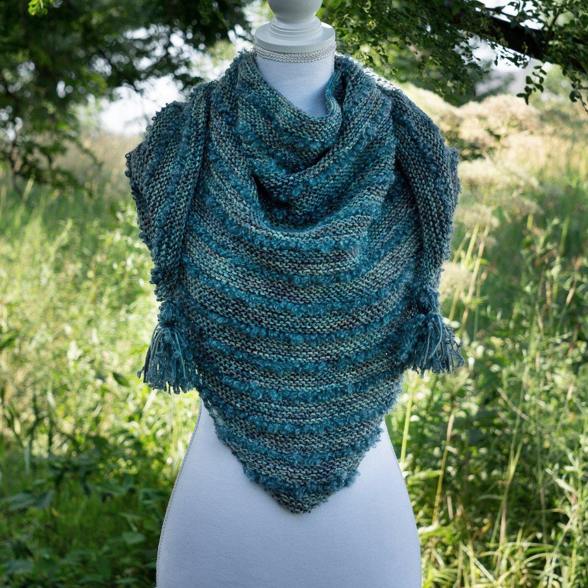 Boucles à l'Horizon'' Shawl | Free Knitting Pattern - Biscotte Yarns