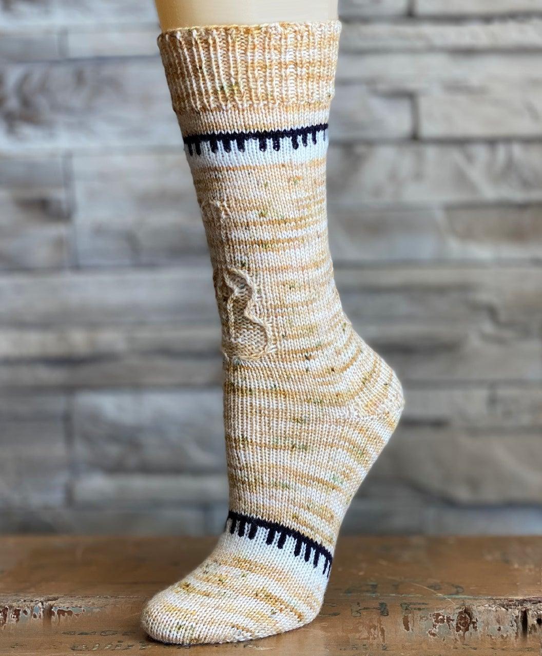 Étude 🎹🎻 | Sock pattern - Biscotte Yarns