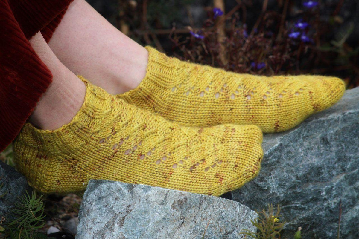 DK PURE Shorties | Free Knitting Patterns Madder about you + Anya Shorties - Biscotte Yarns