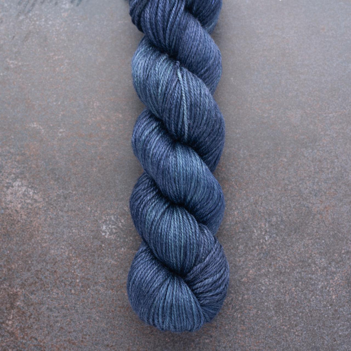 DK PURE SLATE BLUE - Biscotte Yarns