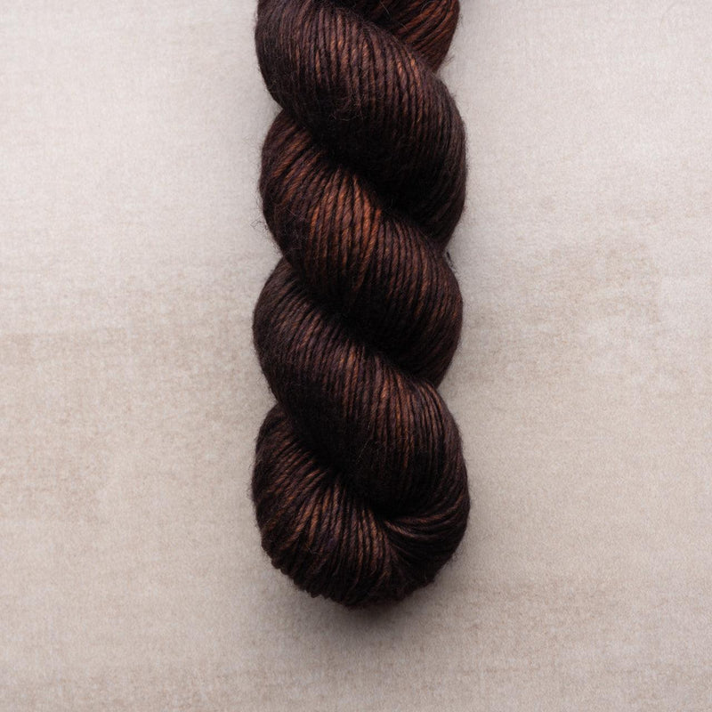 ALBUS CHOCOLAT - Biscotte Yarns