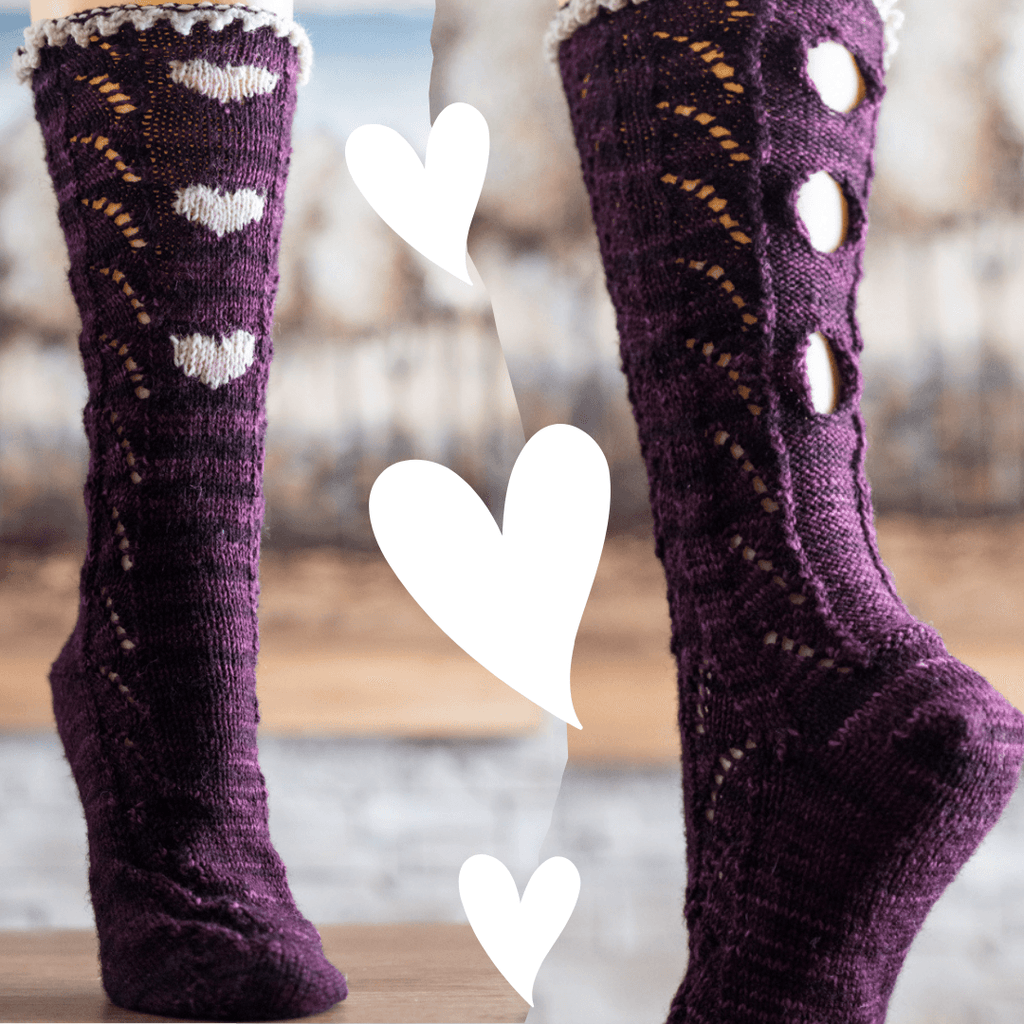 Socks pattern Three of heart - Biscotte Yarns