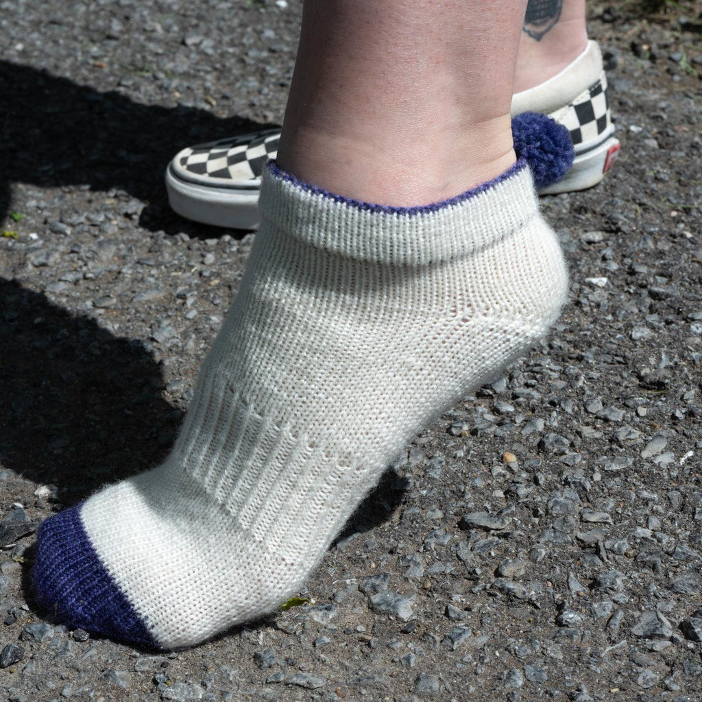 Sporty Pom Pom | Socks Pattern - Biscotte Yarns