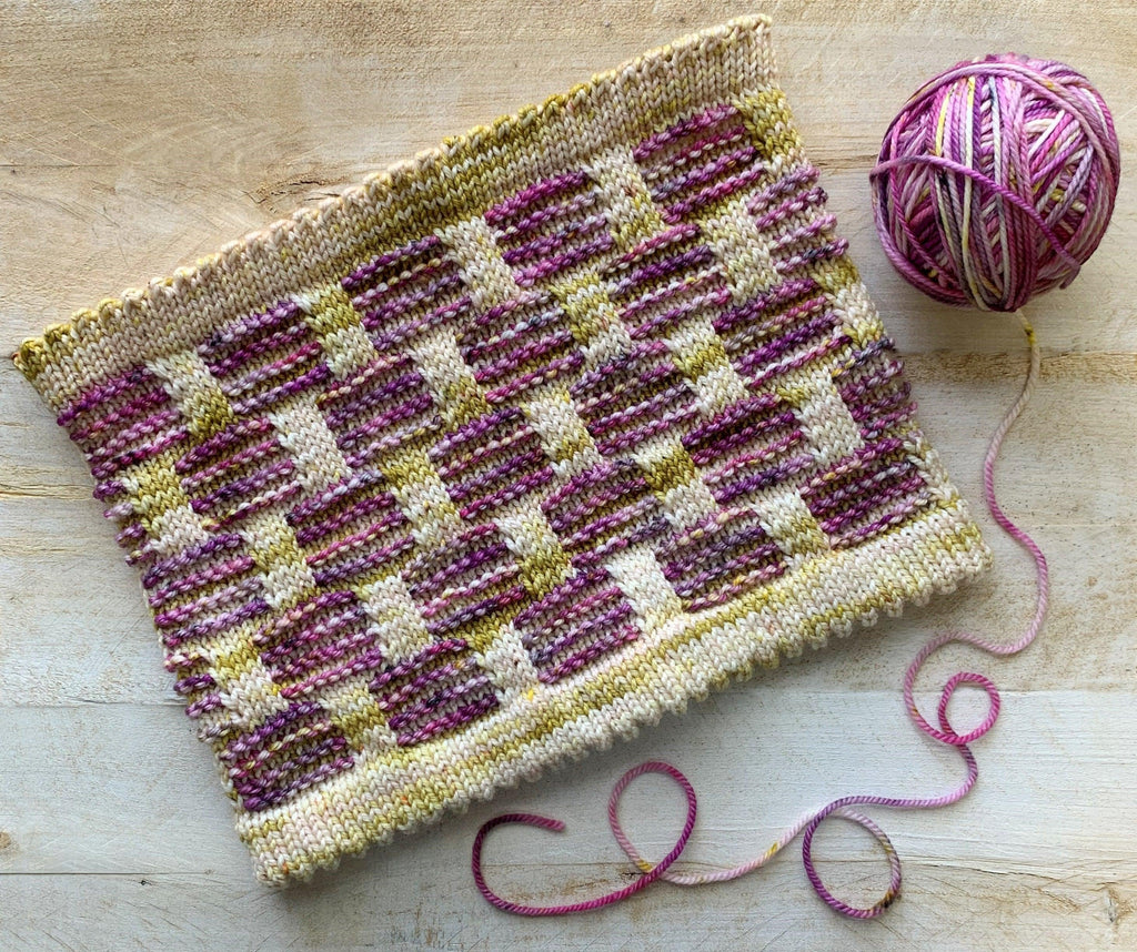 Mosaic cowl | Free Knitting Pattern - Biscotte Yarns