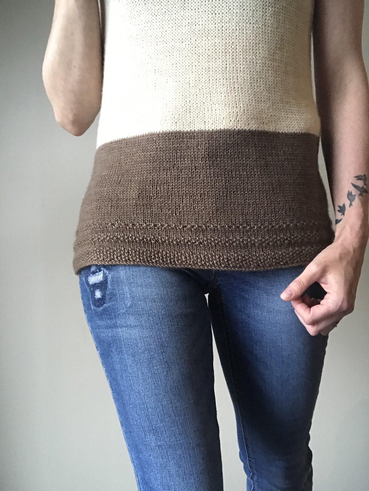 Timelines Tee | Free Knitting Pattern - Biscotte Yarns