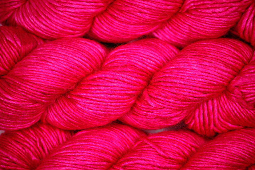 ALBUS ROSE NEON – Biscotte Yarns