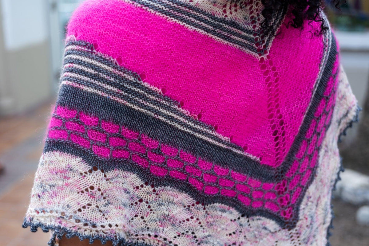 Bain de Soleil Shawl | Knitting Kit - Biscotte Yarns