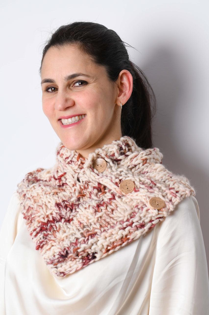 Un Soir - One Night cowl - Free neckwarmer pattern - Biscotte Yarns