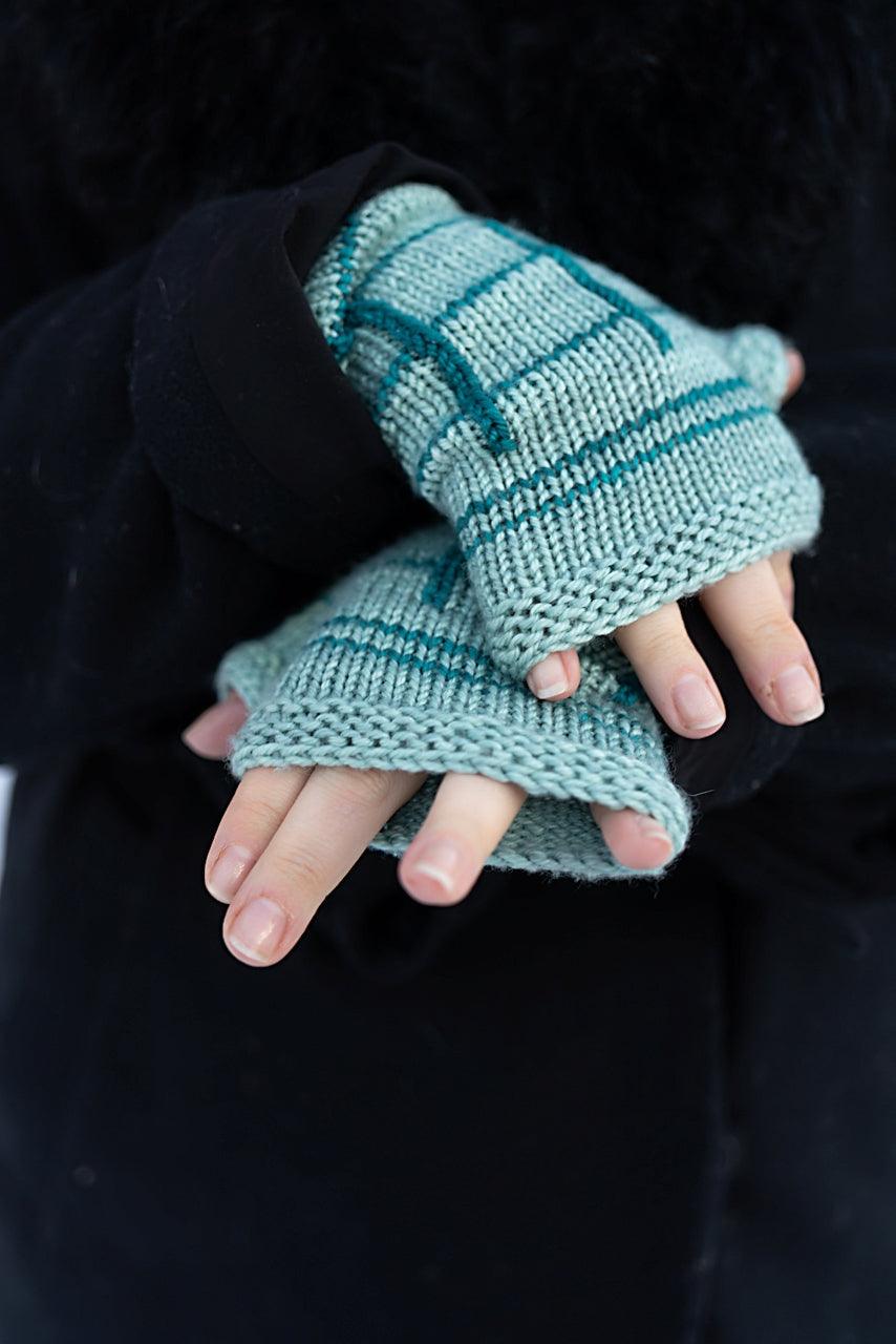 fingerless mitts pattern