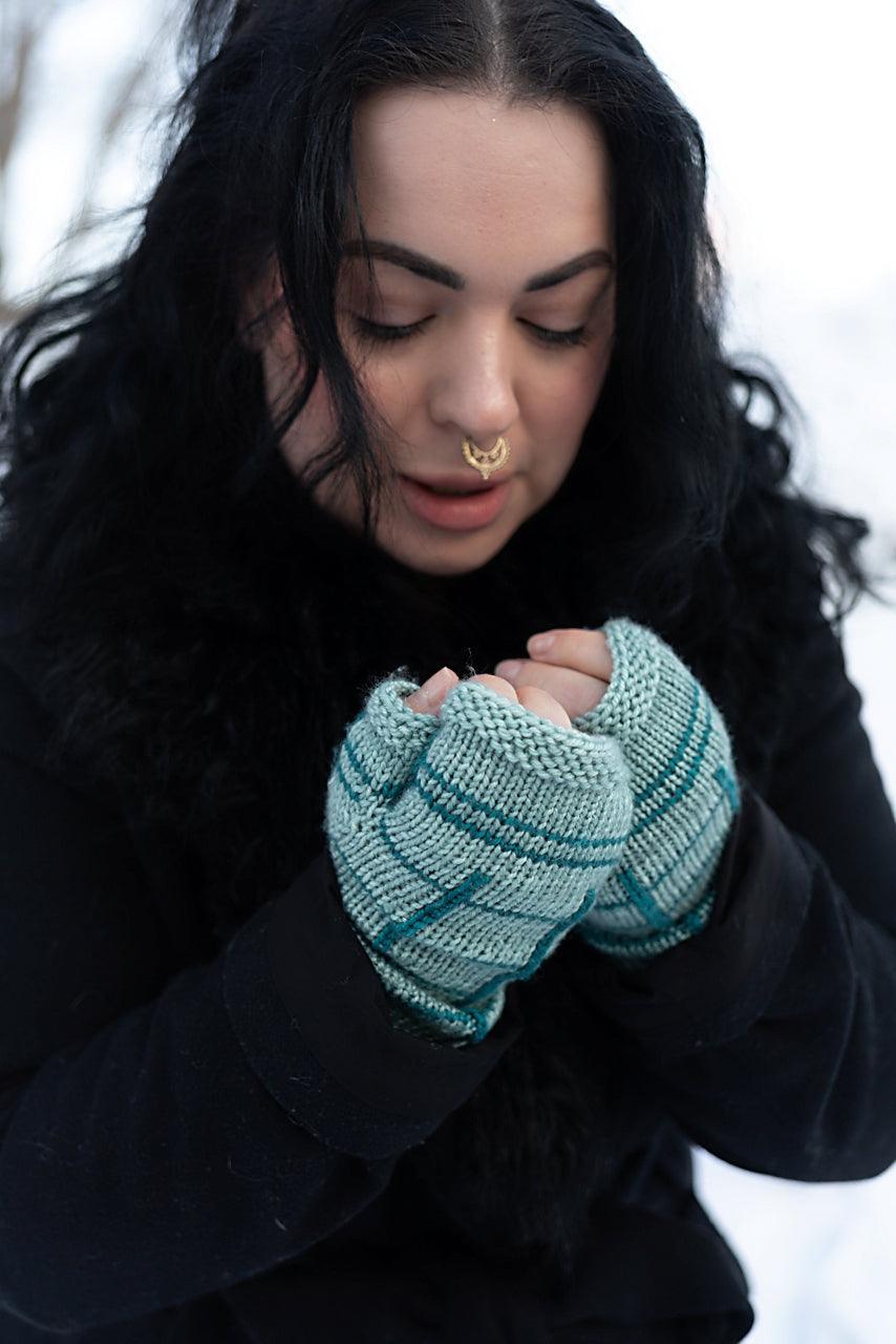 fingerless mitts pattern