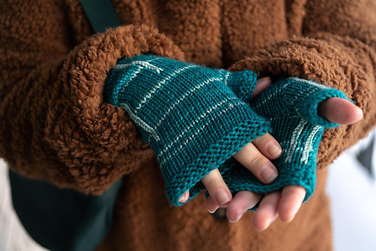 fingerless mitts pattern