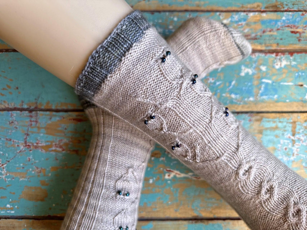 Sock knitting pattern : August Pocus