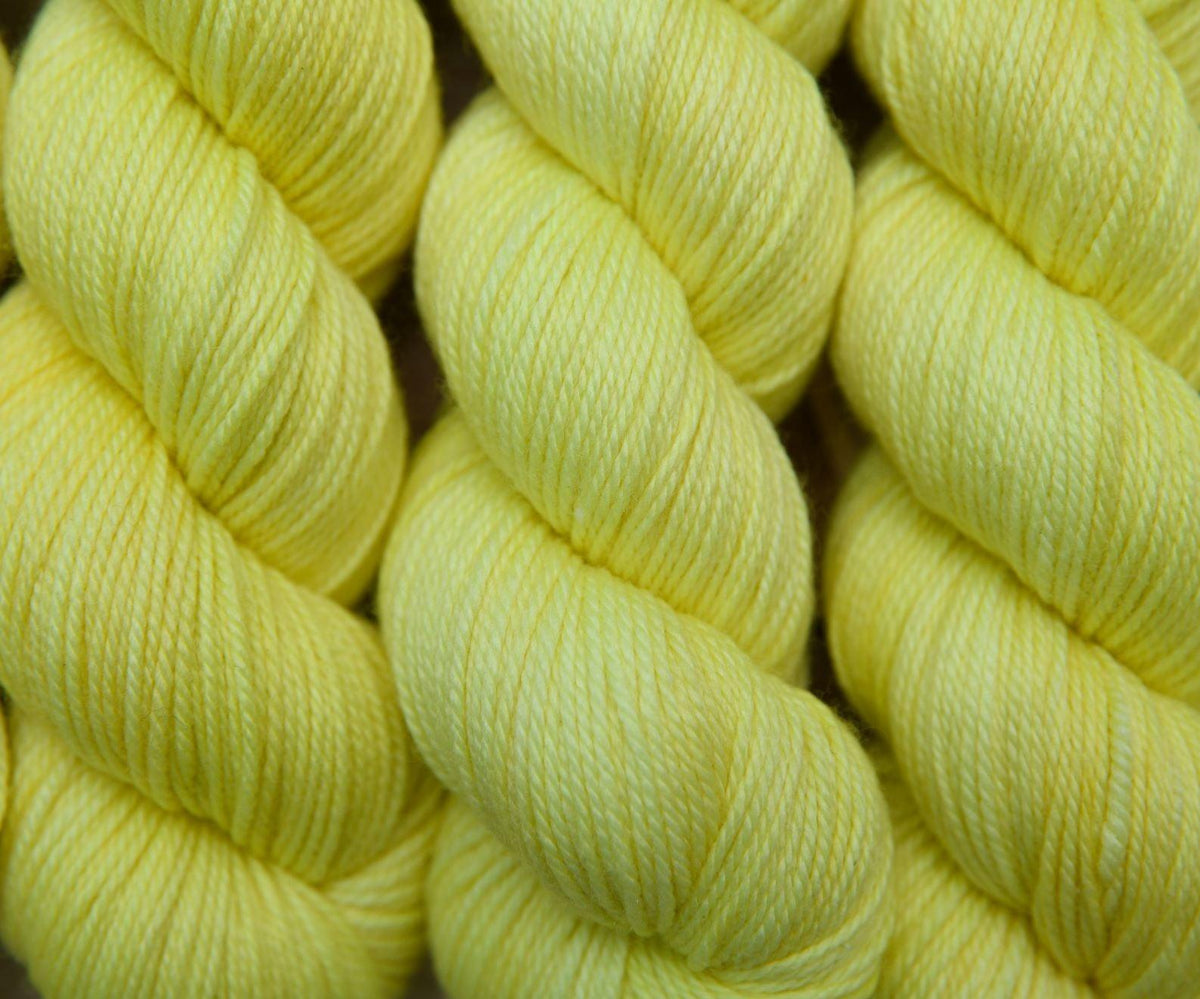 DK PURE LEMON MERINGUE - Biscotte Yarns