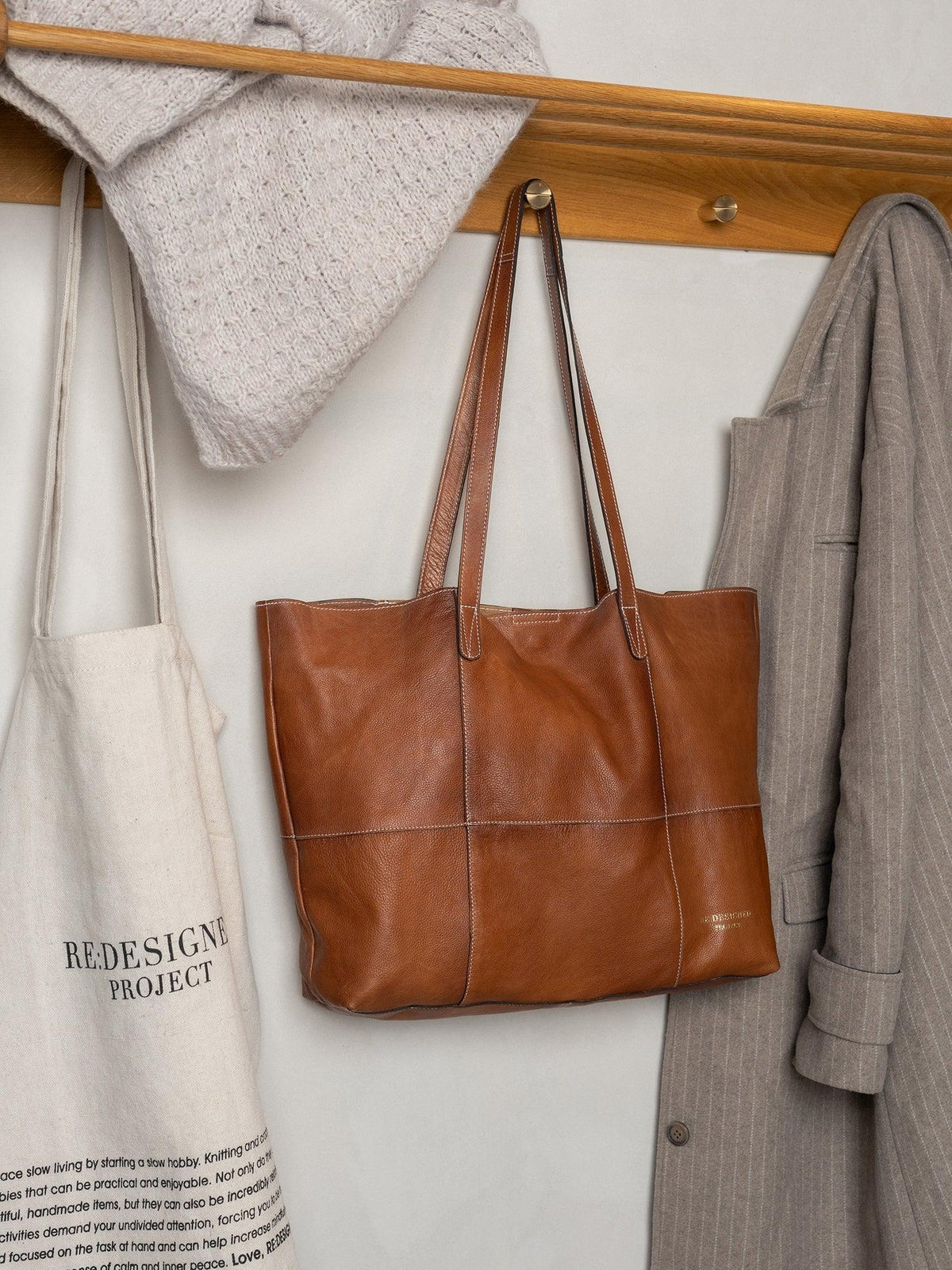 PROJECT Project 19 Shoulder bag Walnut