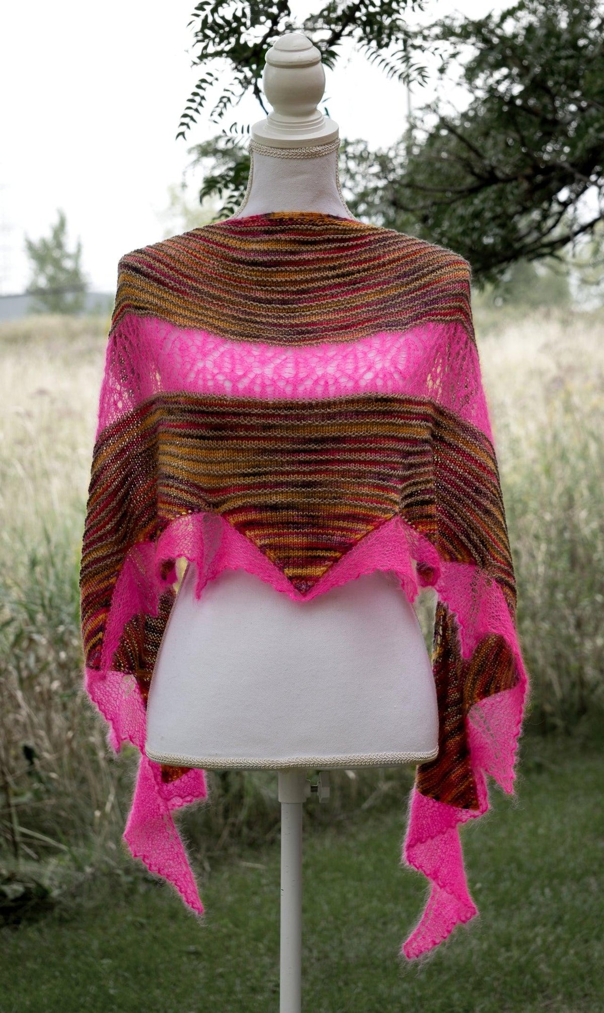 Rising Sun Shawl | Knitting Kit - Biscotte Yarns