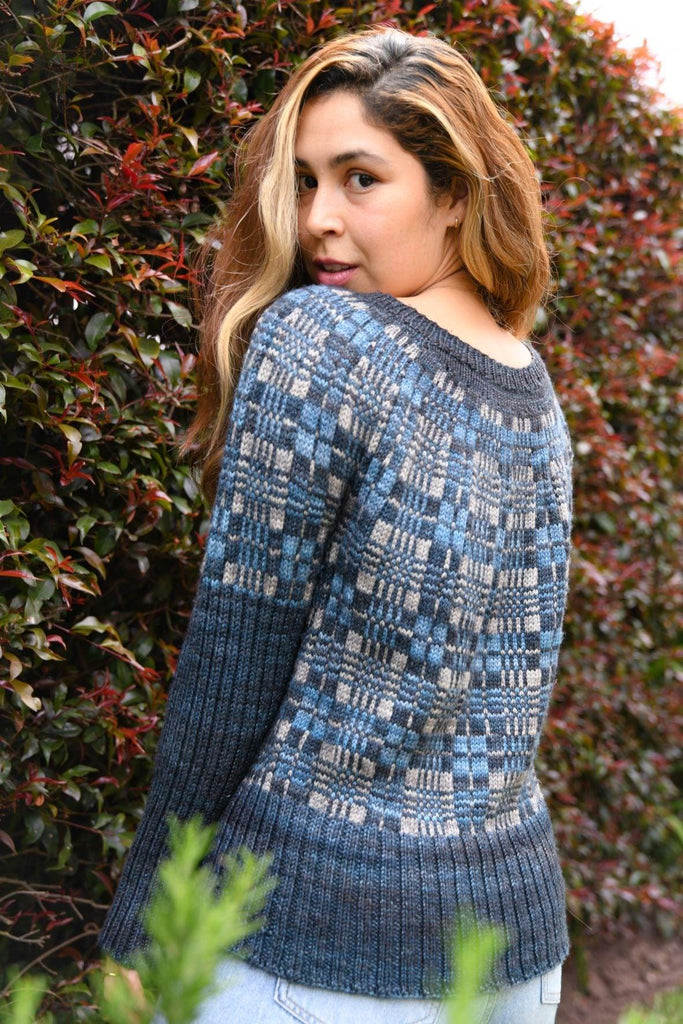 Yoke sweater pattern - Inspiration Tartan - Biscotte Yarns