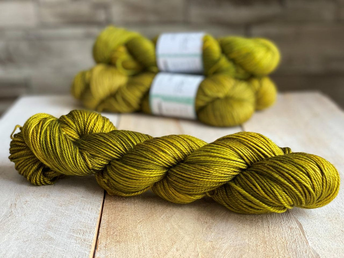 DK PURE LR ABSINTHE - Biscotte Yarns