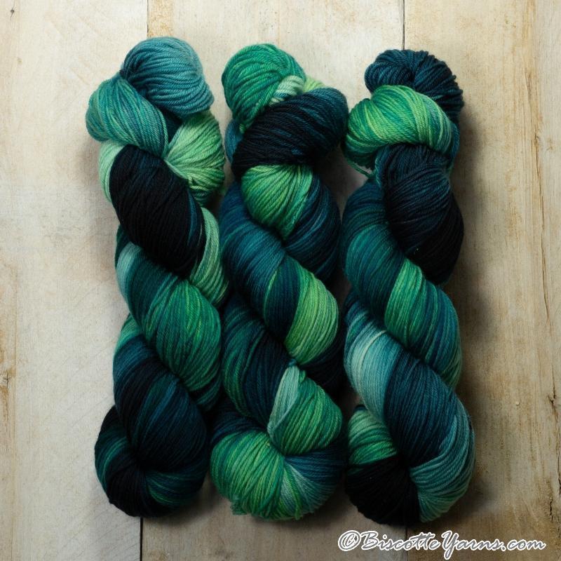  Green Variegated Yarn