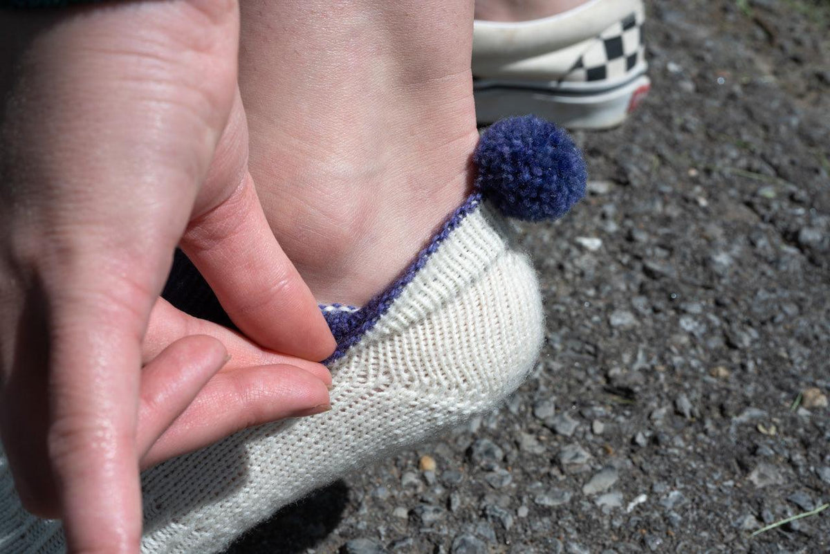 Sporty Pom Pom | Socks Pattern - Biscotte Yarns