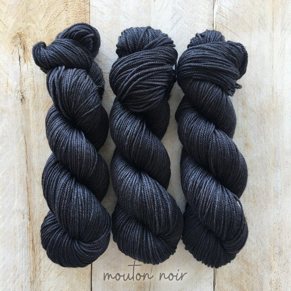 DK PURE LR MOUTON NOIR - Biscotte Yarns