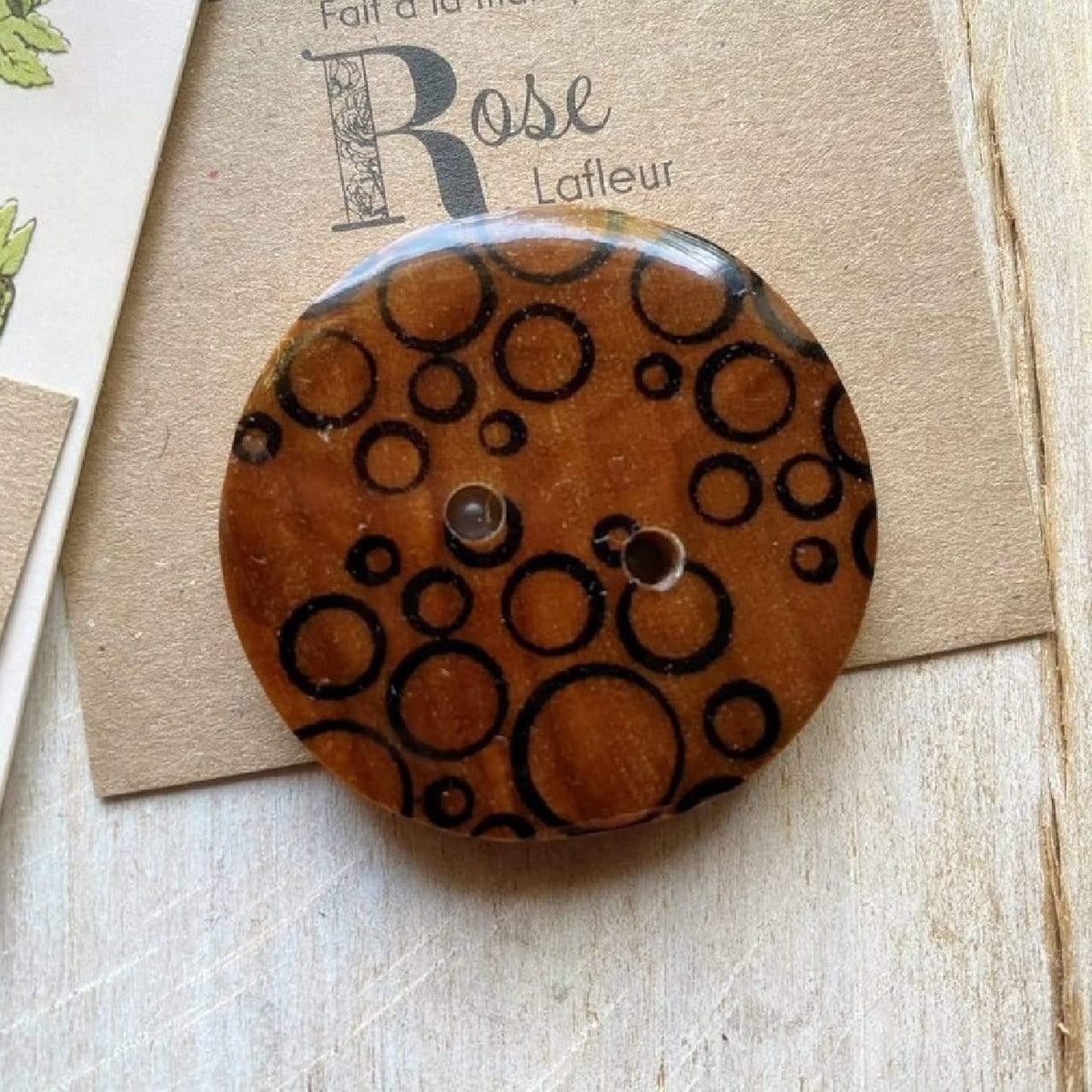 Wooden button - Rose Lafleur - Biscotte Yarns