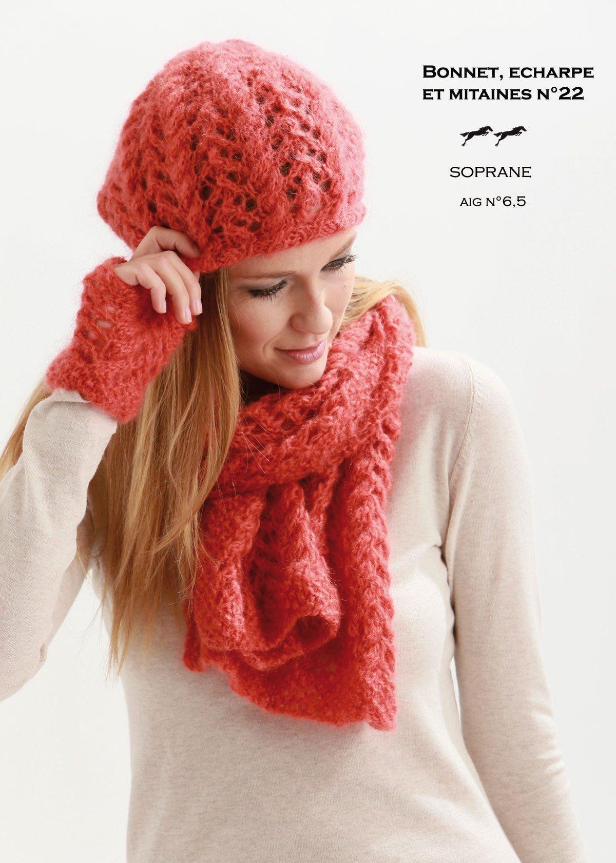 Free Cheval Blanc pattern - Hat / Scarf / Mittens cat.21-22 - Biscotte Yarns