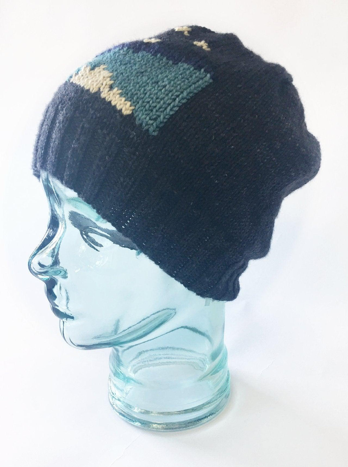 David St-Jacques Hat - Free Pattern - Biscotte Yarns